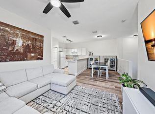 Tequesta Trace, Tequesta, FL 33469