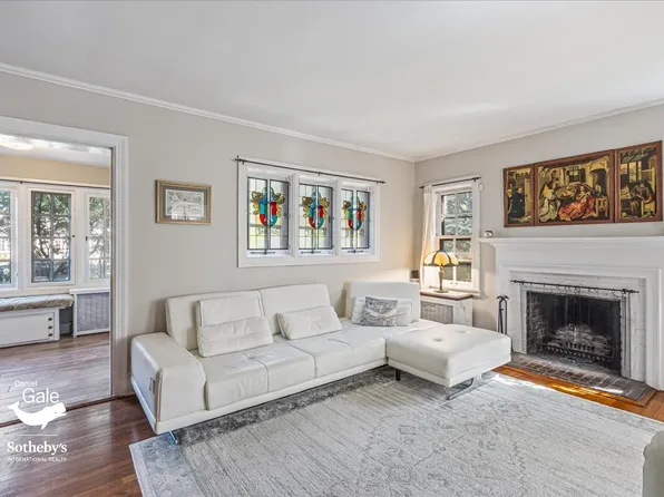 23 Whitson Street image 5 of 40