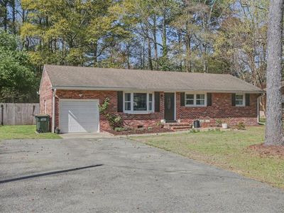 205 Old Lakeside Dr, Yorktown, VA, 23692