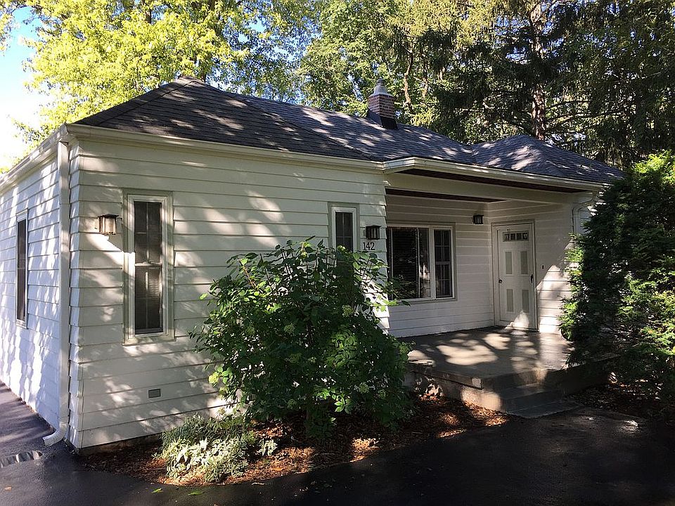 1st image of 142 Sherman Ave