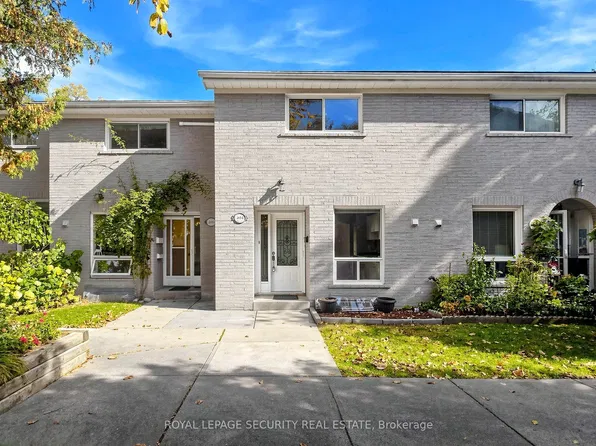15 Liszt Gate #404, Toronto, ON M2H 1G6