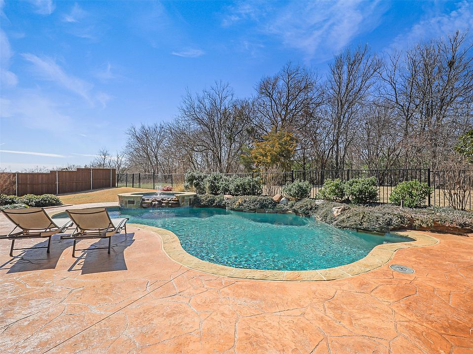 1st image of 2939 Oasis Dr