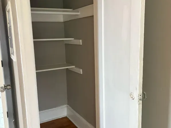 5932 Walnut St Floor 3, Philadelphia, PA 19139