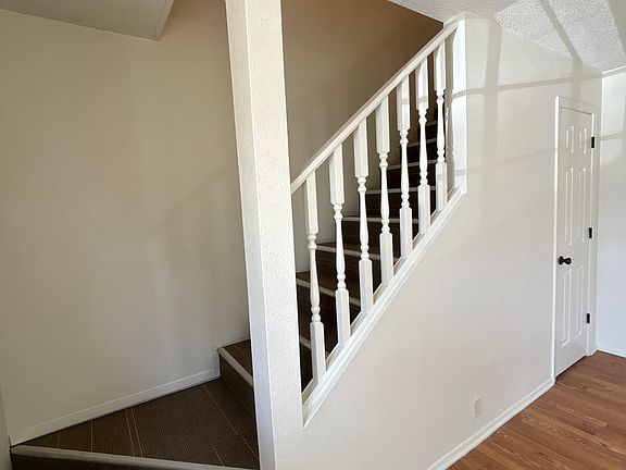 3rd image of 107 E Moerbe Dr #B
