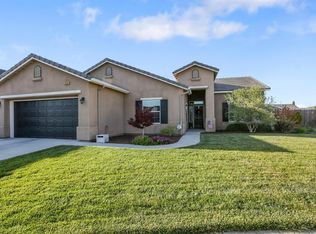 2584 Seaside Cir, Tulare, CA