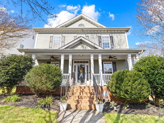 159 Water Oak Dr, Mooresville, NC 28117