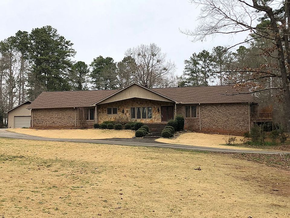 1st image of 1675 Holmes Dr SW