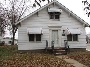 823 E 1st St, Washington, MO 63090