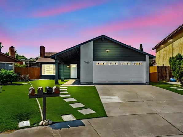 7969 Royal Oak Pl, San Diego, CA 92114