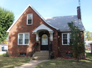 1113 9th St, Highland, IL