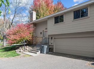 11971 71st Ave N, Maple Grove, MN 55369