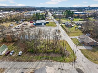 Fisk Rd, Cookeville, TN 38506