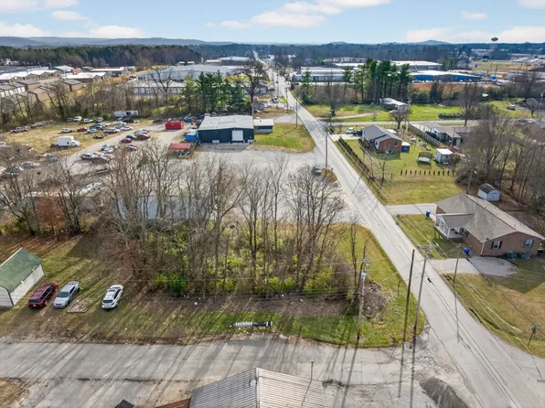 Fisk Rd, Cookeville, TN 38506