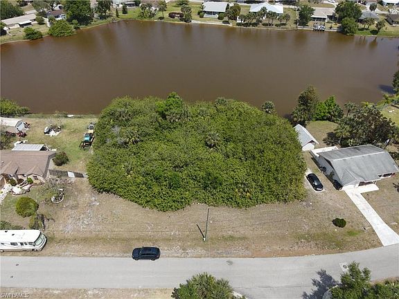 2nd image of 2647 Montego Dr