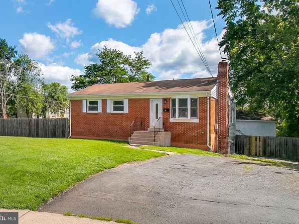 9802 Lomond Dr, Manassas, VA 20109