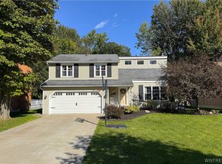354 Randwood Dr, Amherst, NY 14221