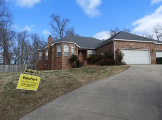 1805 S Prestwick Pl, Rogers, AR 72758