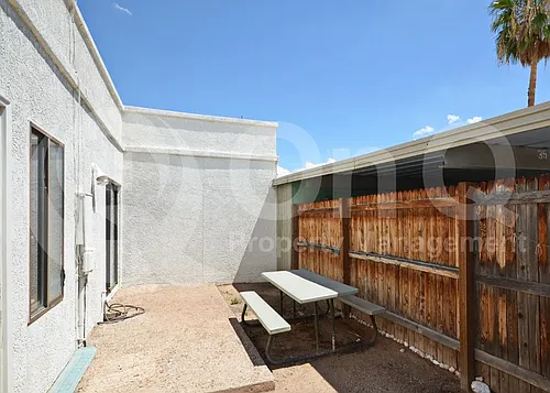 4190 N Western Winds Dr Photo 1