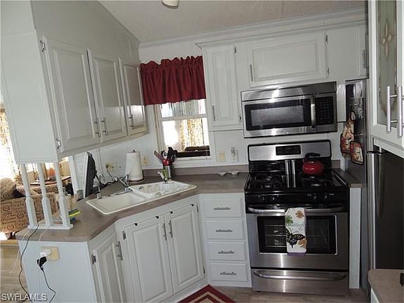 4th image of 24378 Willie M Ln