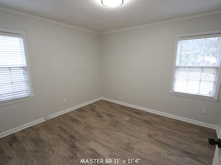 1648 Ivy Rd — Photo 8
