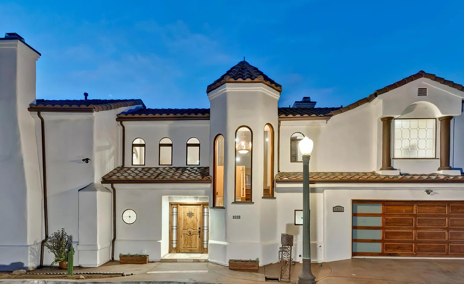 3263 Tareco Dr — Photo 1