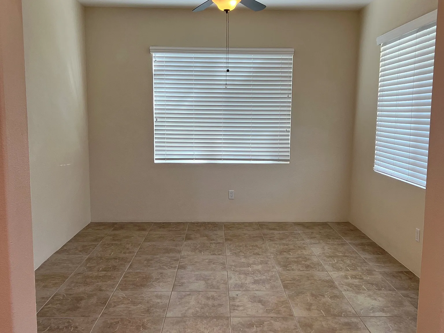 3 bed, 2.5 bath, 1846 sqft, $3,900 — Photo 4