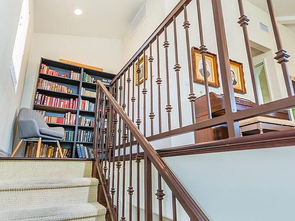 4th image of 2619 Carnegie Ln #A
