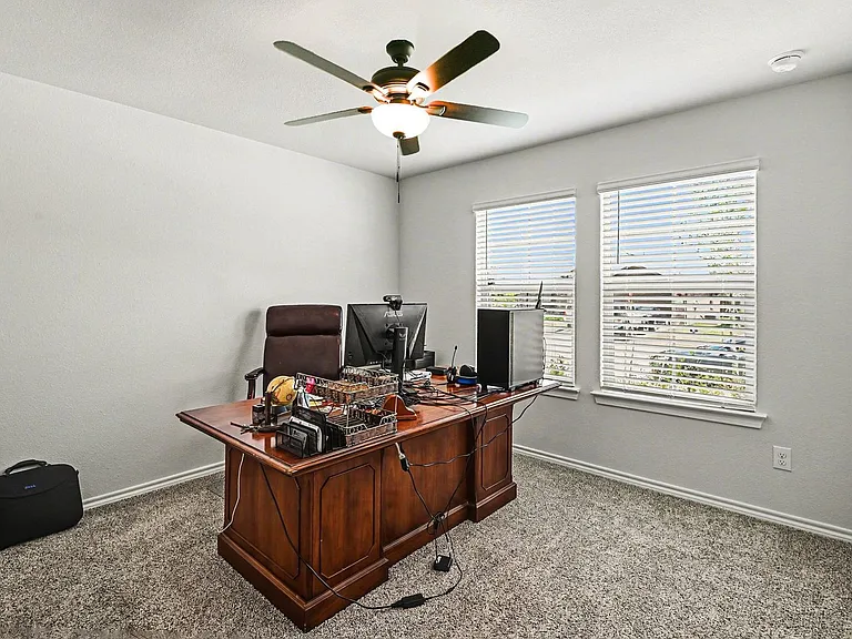 513 Bronze Cir W — Photo 11