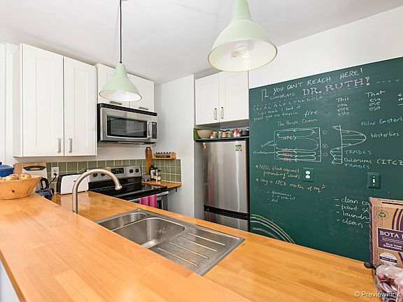 4th image of 1775 Diamond St Unit 115