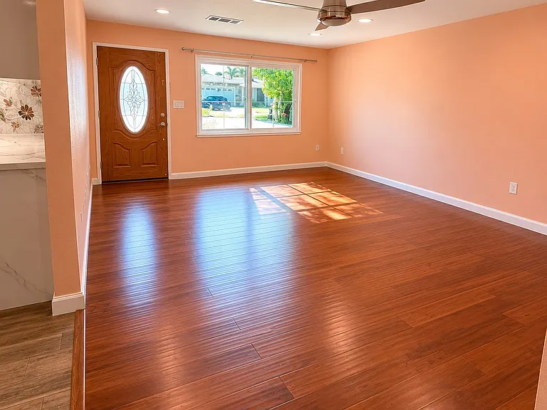 362 Manferd St — Photo 3