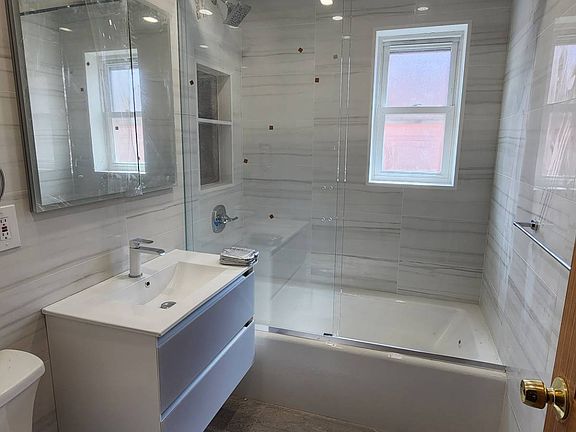 5th image of 6152 76th St Floor 2