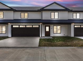 105 Alliance Dr, Tipton, IA 52772