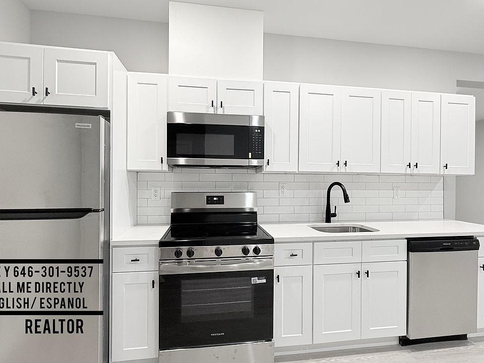 1st image of 168-170 Fair St #200