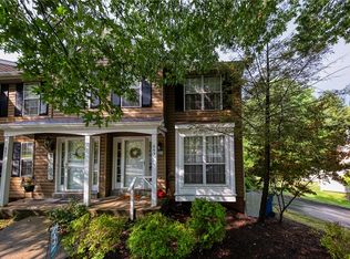 643 Newport Dr, Pittsburgh, PA