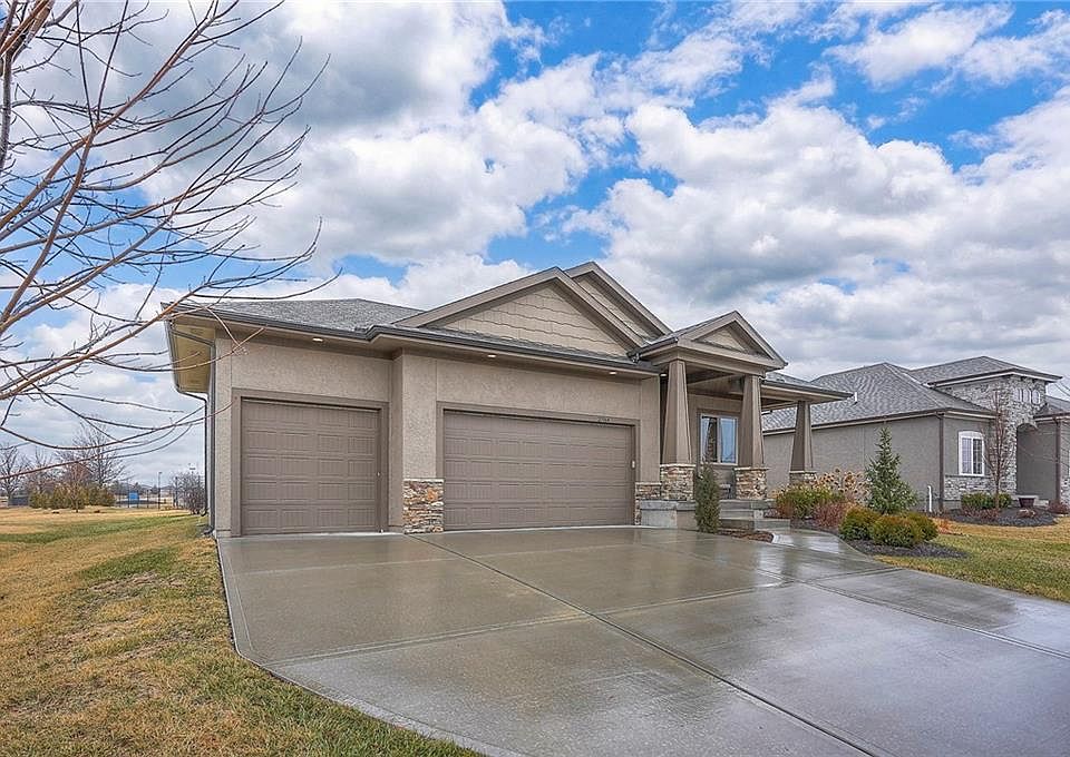 25064 W 112th Ter, Olathe, KS 66061 | Zillow
