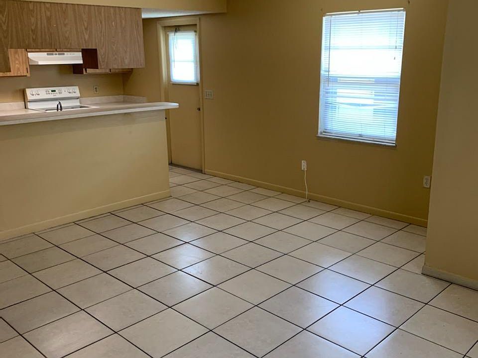 1st image of 1800 Wightman Ave #1802