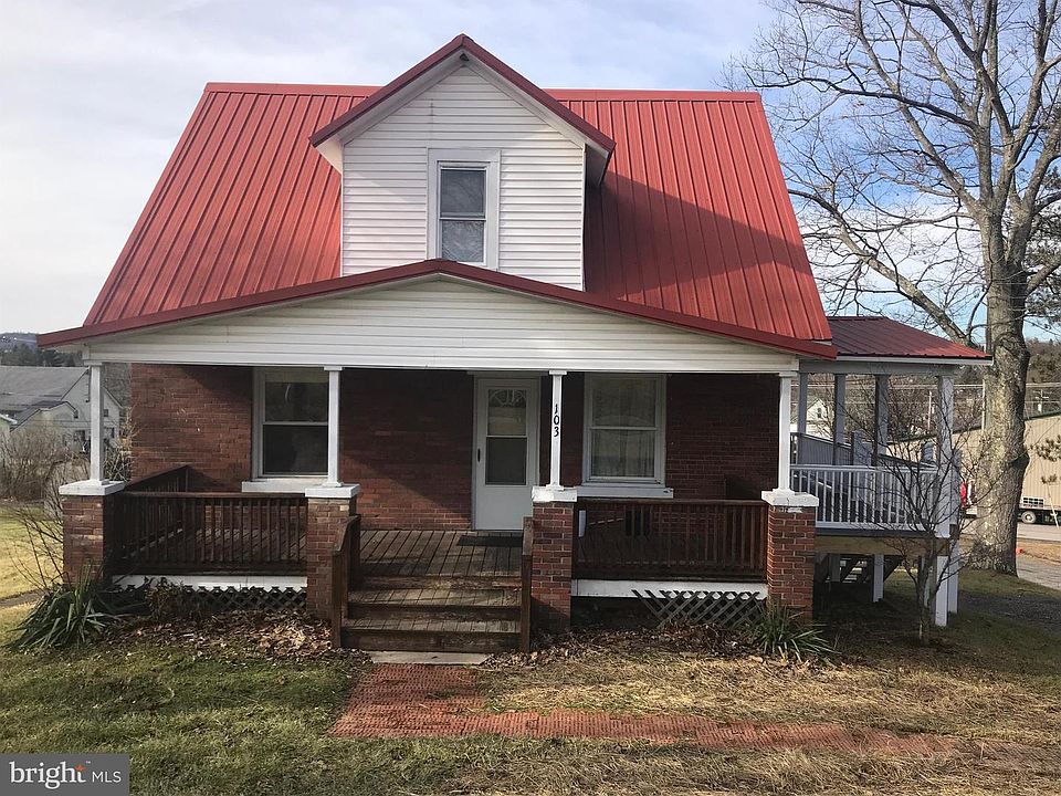 Image 1: : Front of Home