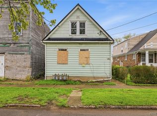 545 20th St, Niagara Falls, NY 14301
