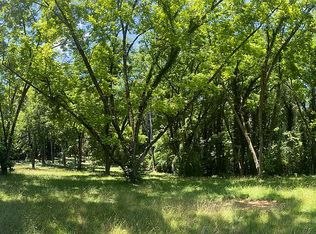 105 Davis St, Carthage, NC 28327