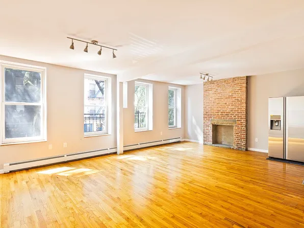 535 E 6th St APT 3, New York, NY 10009