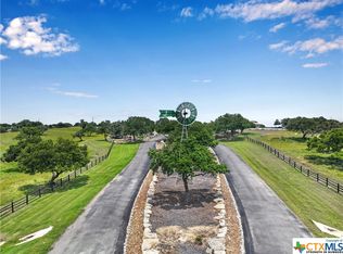 106 David Renfro, Blanco, TX 78606