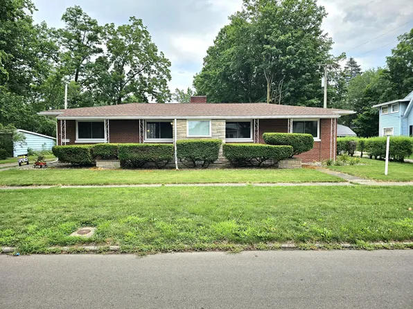 112 S 4th St, Sturgis, MI 49091
