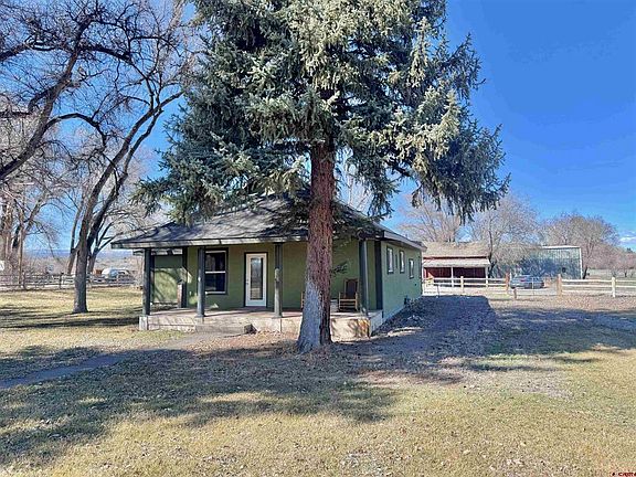 2nd image of 725 6400 Road