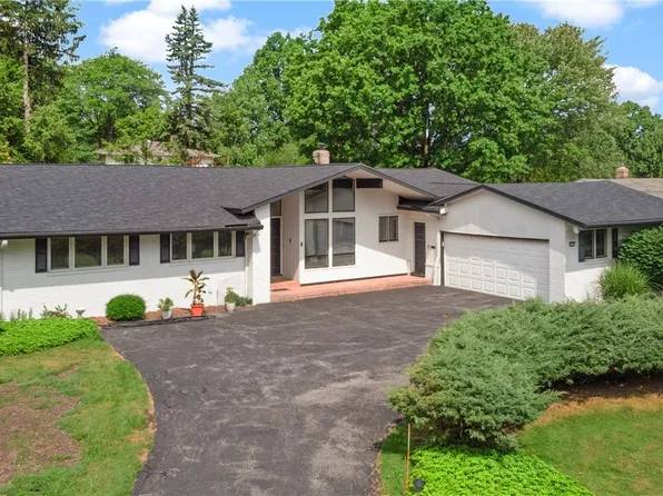 2782 Meldon Blvd, Beachwood, OH 44122