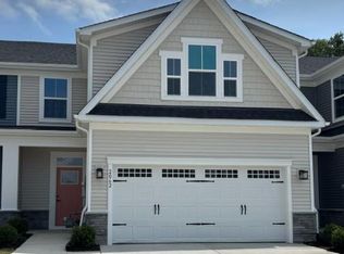 2062 Striper Ct, Carrollton, VA 23314