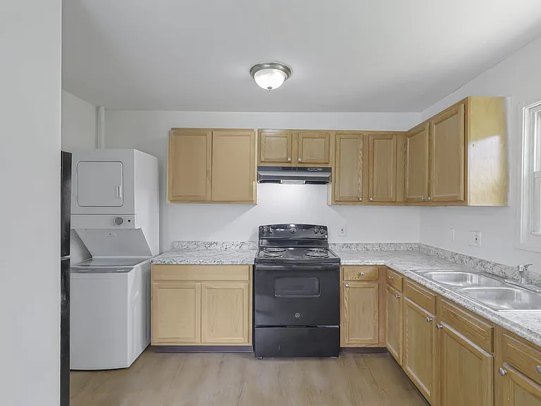 7399 Wollam Ave — Photo 11