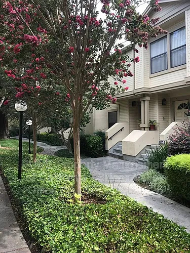 967 La Mesa Ter #D Photo 1 967 La Mesa Ter #D Photo 1