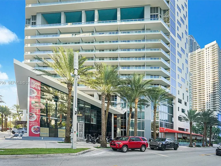 1300 Brickell Bay Dr #1003 — Photo 18