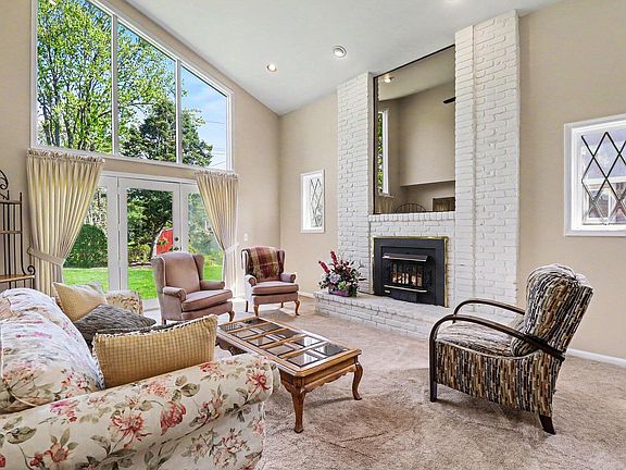 5th image of 273 Eckford Dr