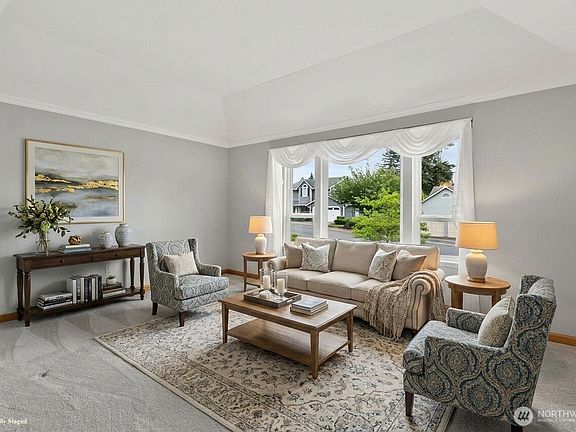 4th image of 25242 Lake Wilderness Country Club Drive SE
